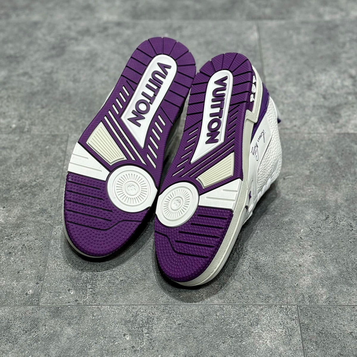 LOU TRAINERS