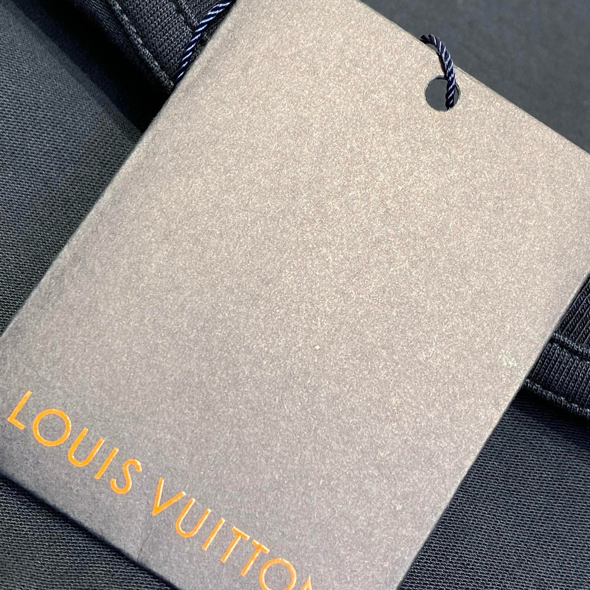 LOU T-SHIRT