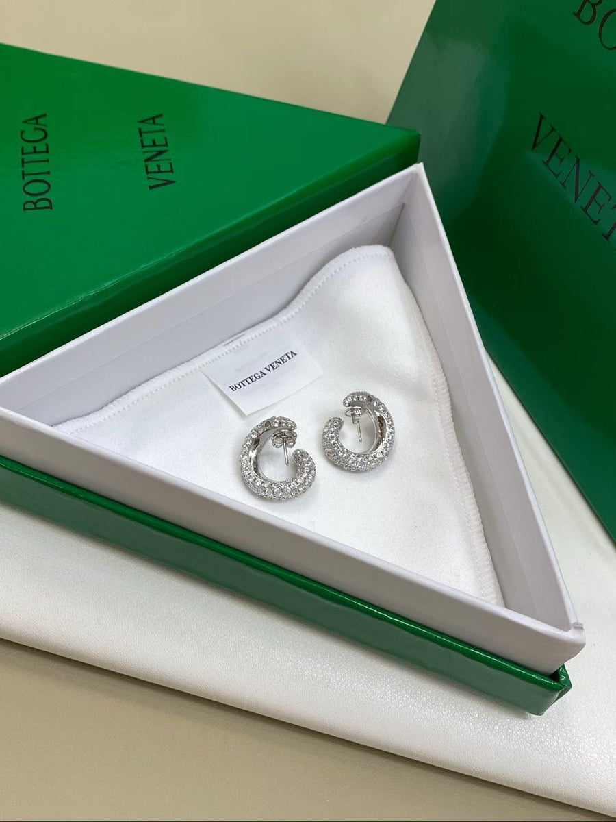 BOTT V EARRINGS