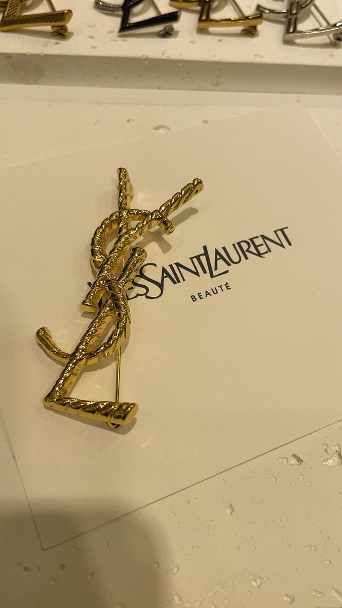 SL BROOCHE