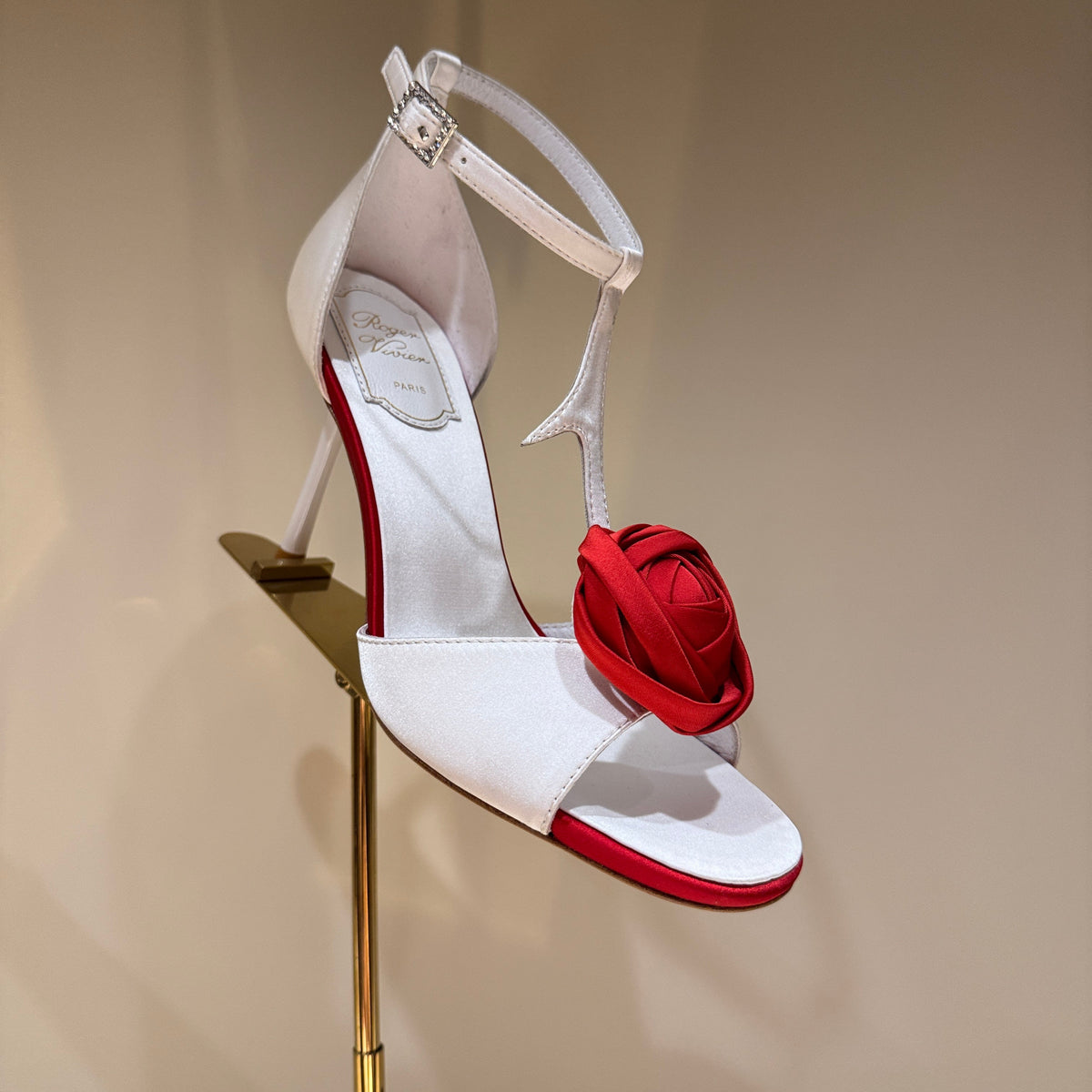 ROGER V HEELS
