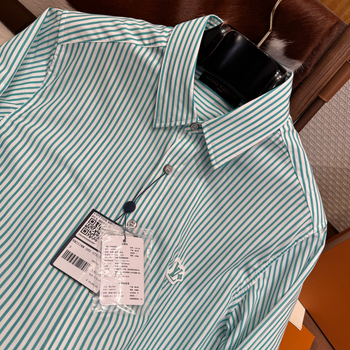 LOU SHIRT