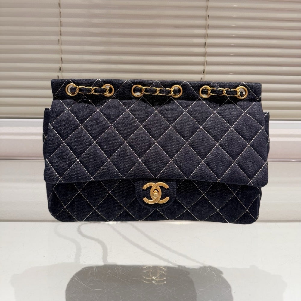 CC CLASSIC FLAP BAG IN DENIM DARK BLUE 30CM