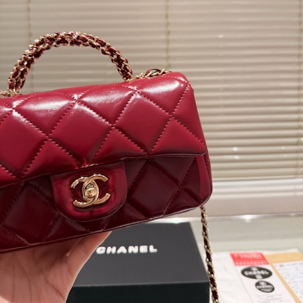 CC CLASSIC MINI FLAP BAG WITH CHAIN IN BURGUNDY 21CM