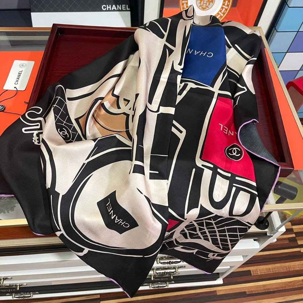CC LUGGAGE PRINT SILK SCARF BLACK 90CM