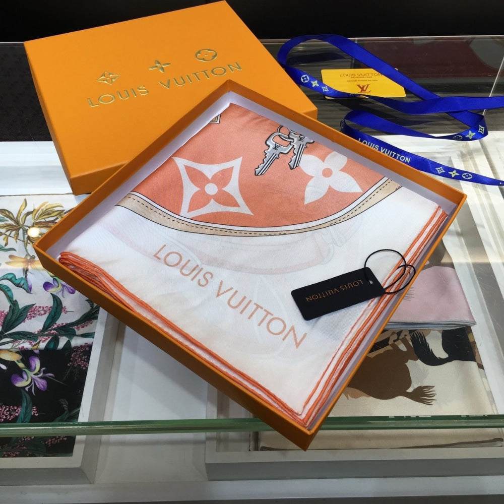 LV MONOGRAM GRADIENT SQUARE SCARF IN BRUME 90CM M76776
