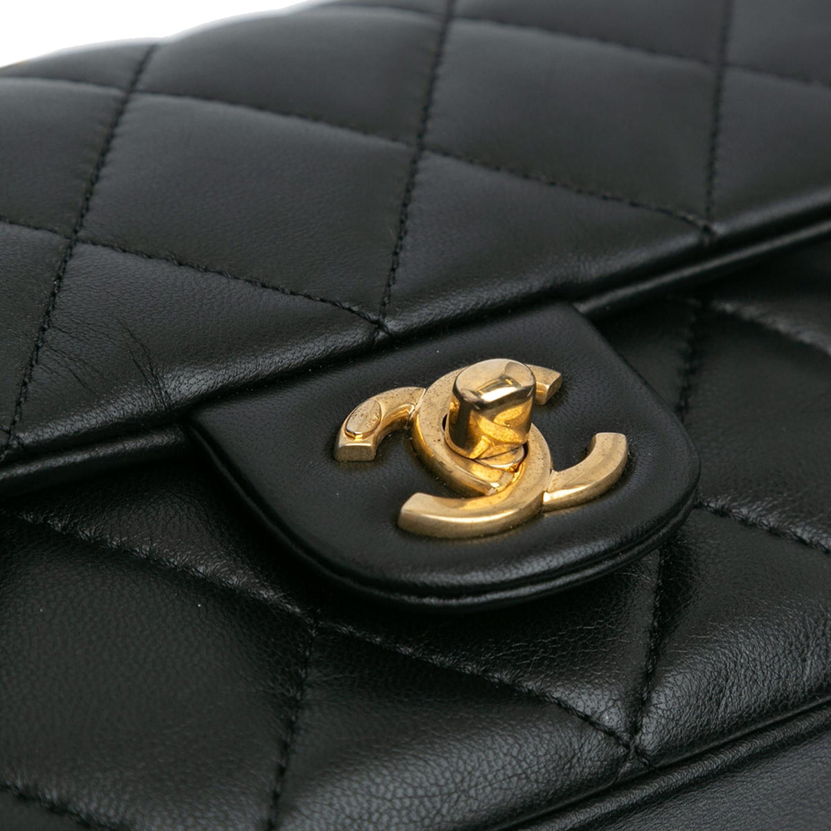 Top Quality Chanel Mini Quilted Lambskin Heart Charms Flap (SHG-8hWUGQ)