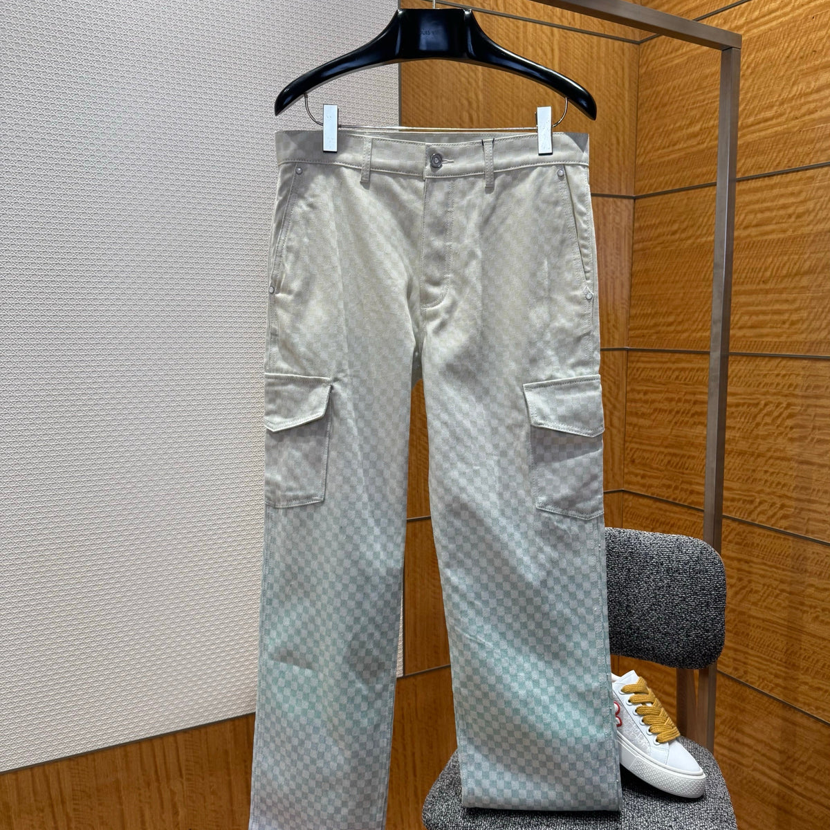 LOU JEANS