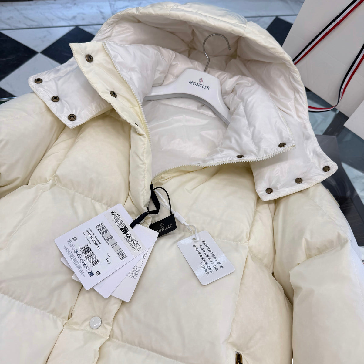 MONC LITTE COAT