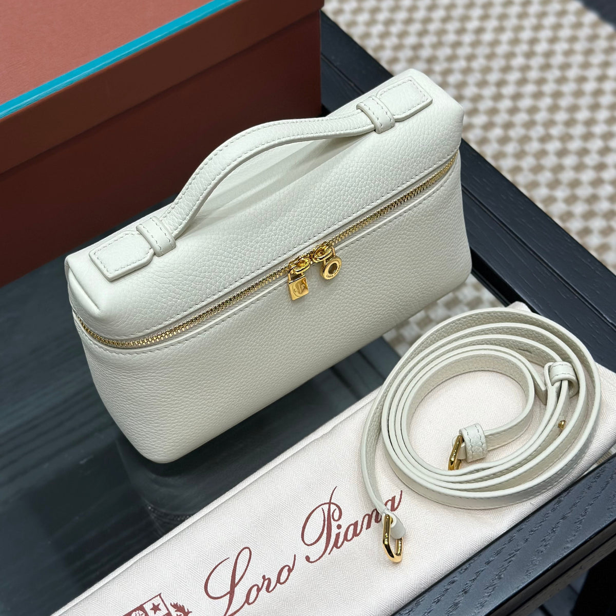 LORO P EXTRA POCKET L19 BAG