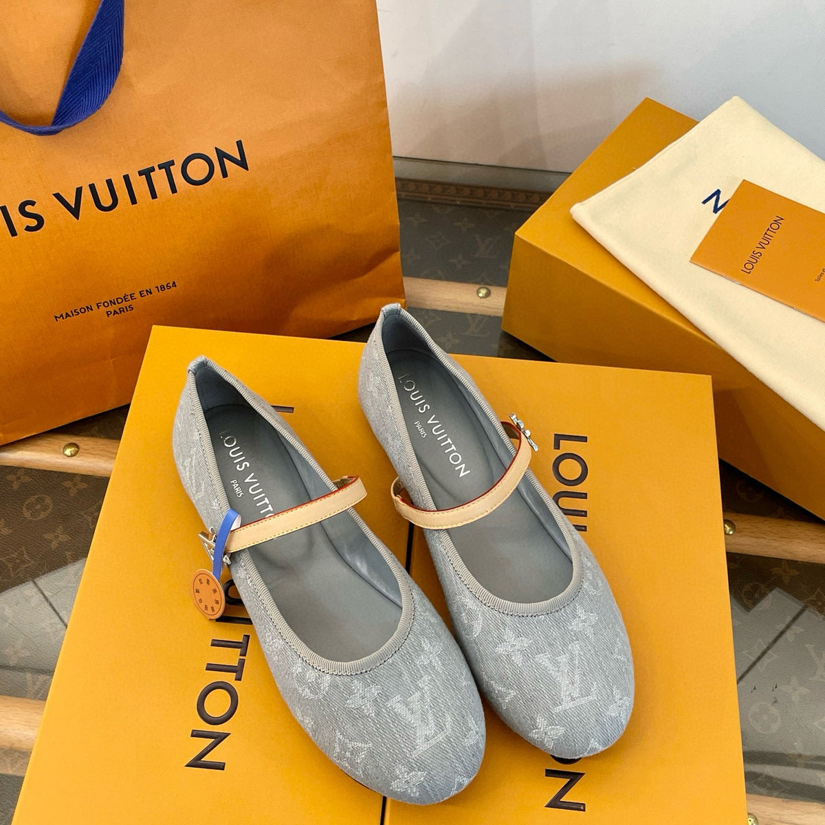 LOU ROMY BALLET FLATS