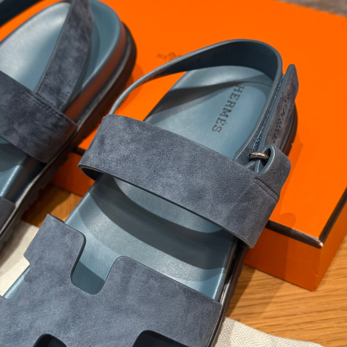 HERM GENIUS SANDALS