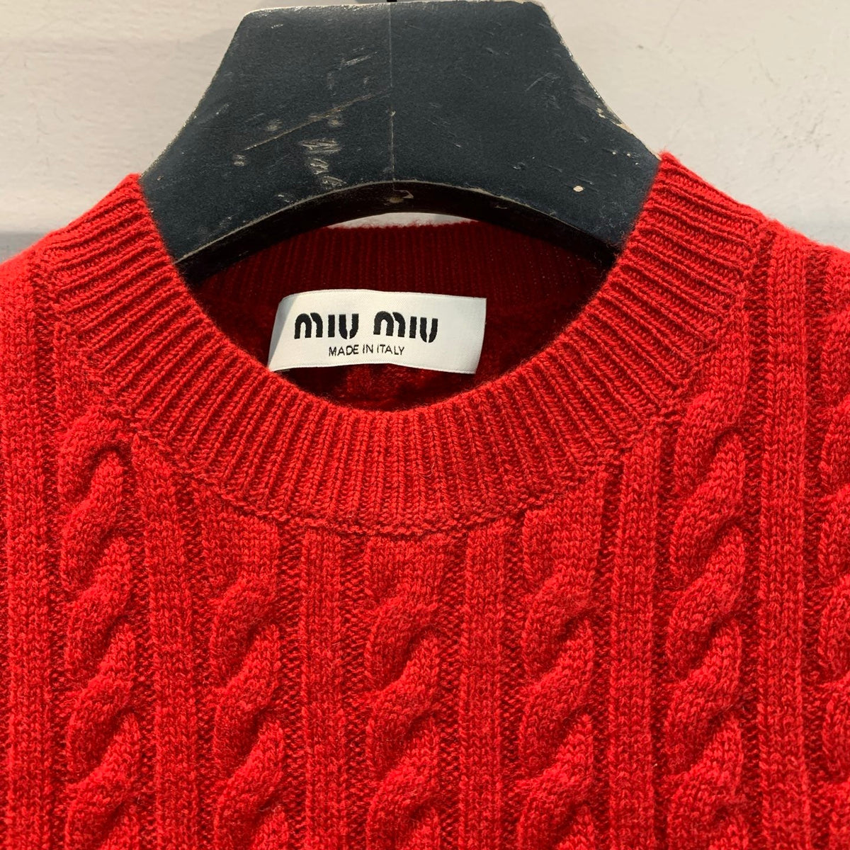 MIU M KNITTED VEST
