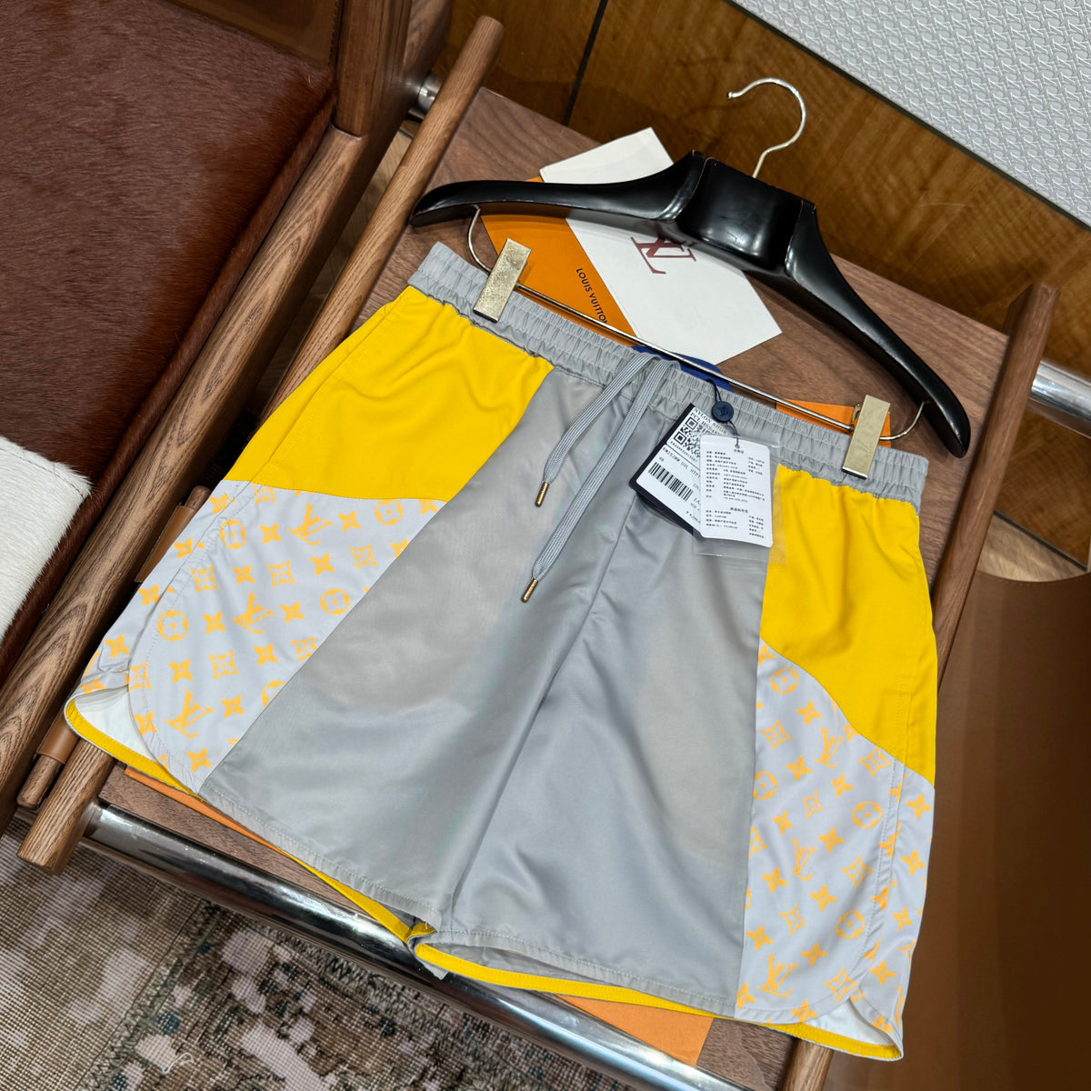 LOU SHORTS