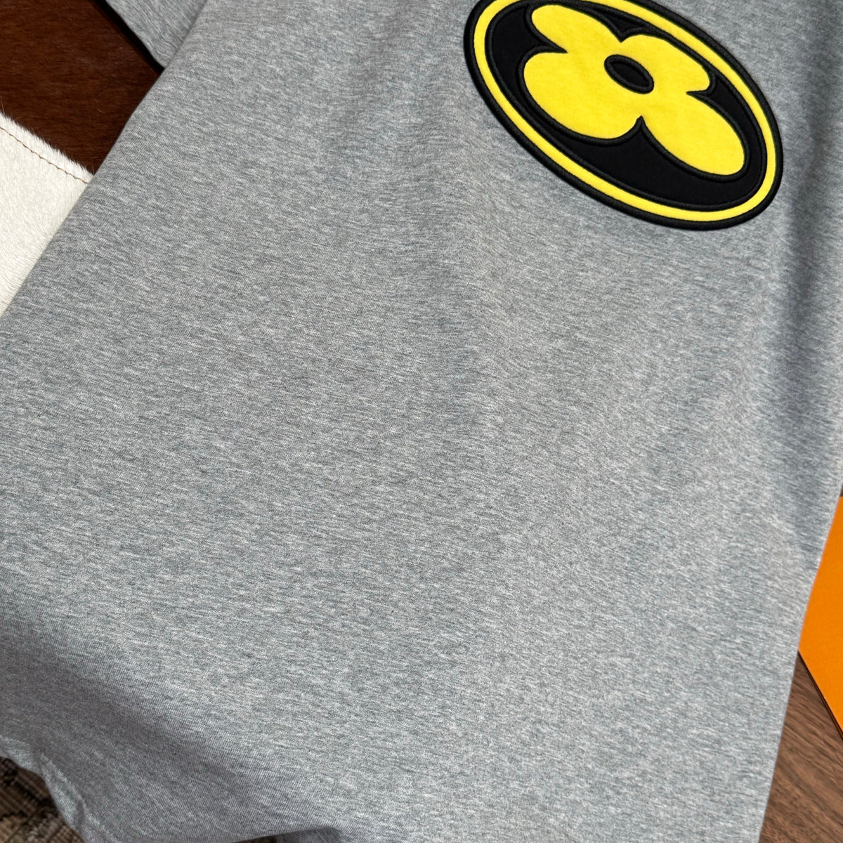 LOU T-SHIRT