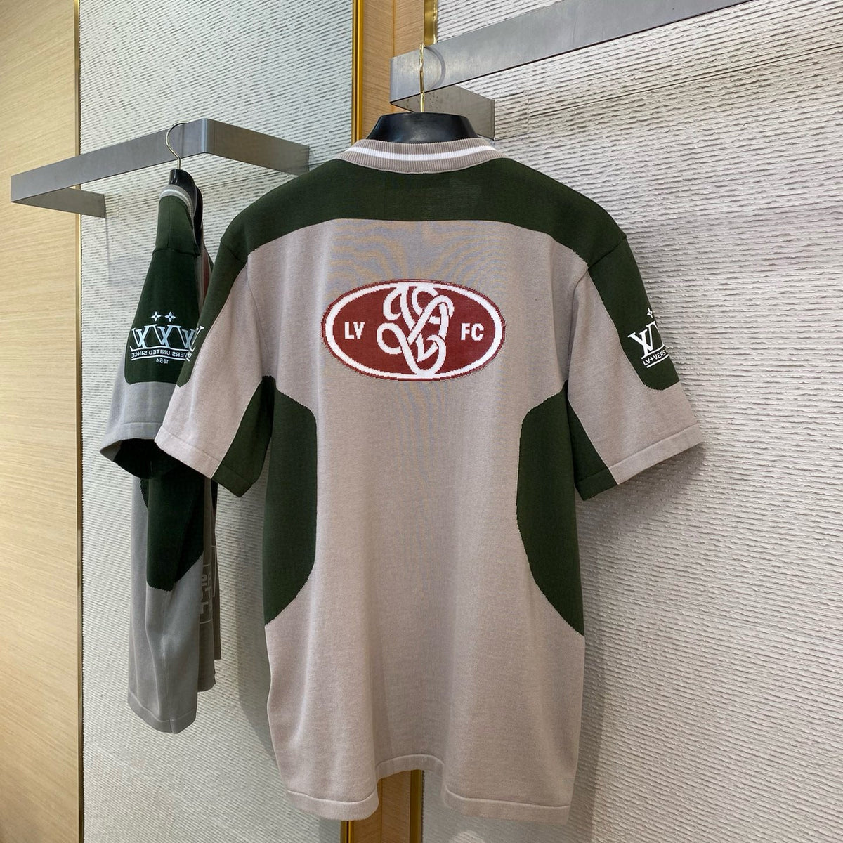 LOU T-SHIRT
