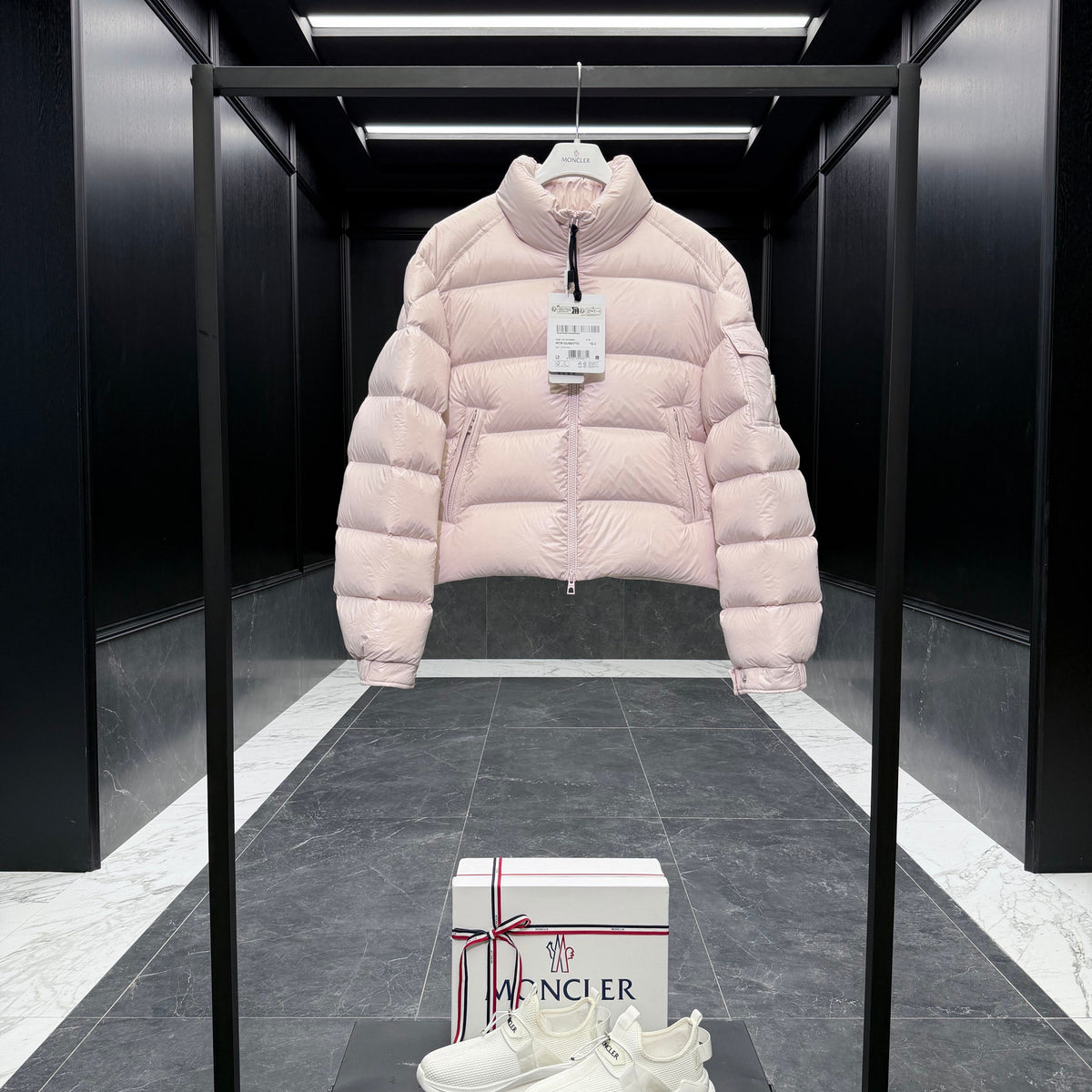 MONC PETRA JACKET