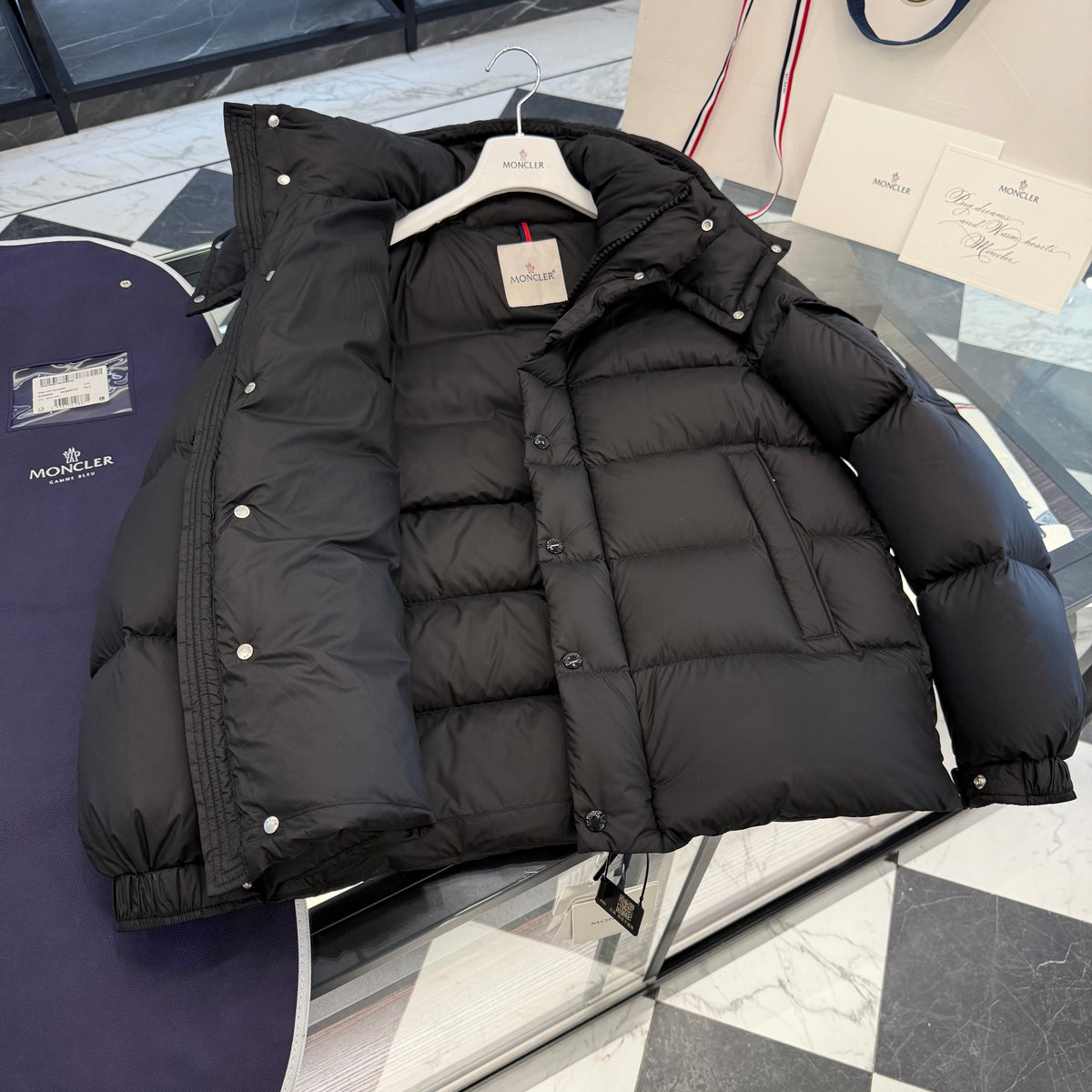 MONC VEZERE JACKET