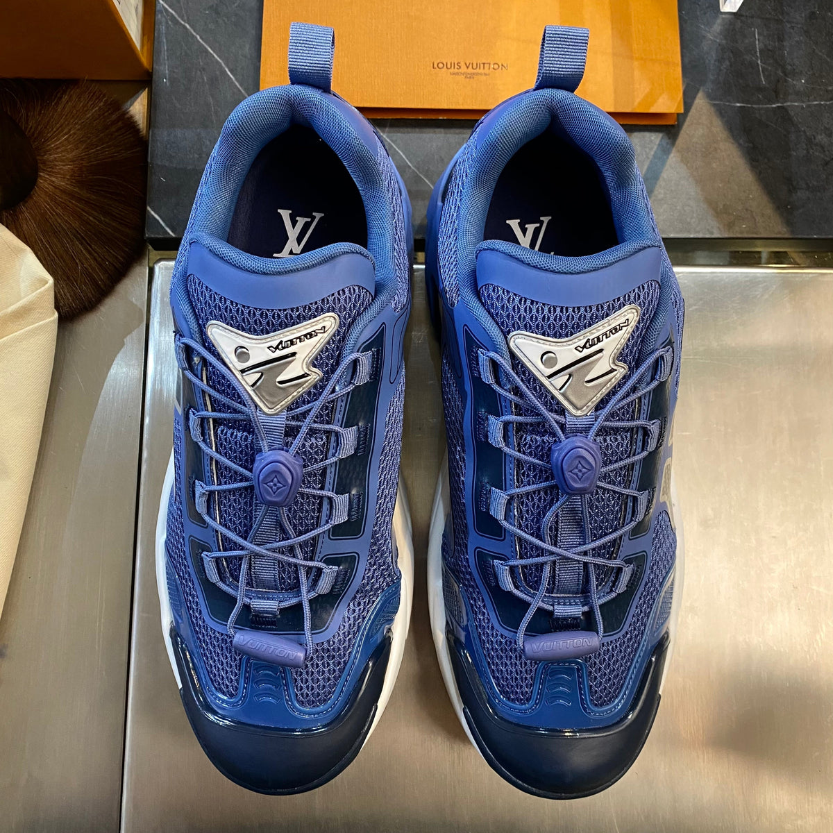 LOU RUNNER TATIC SNEAKER