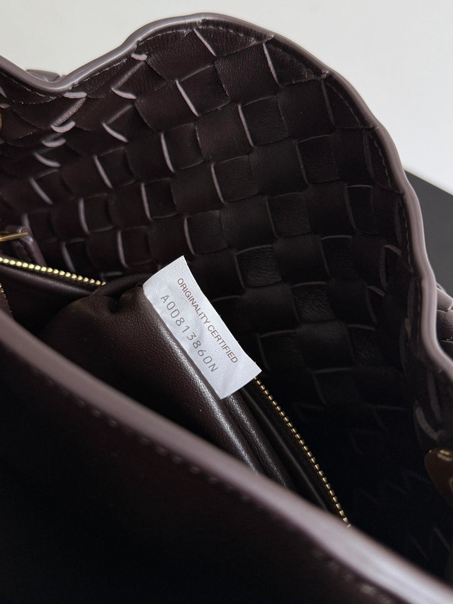BOTT V ANDIAMO BUCKET BAG