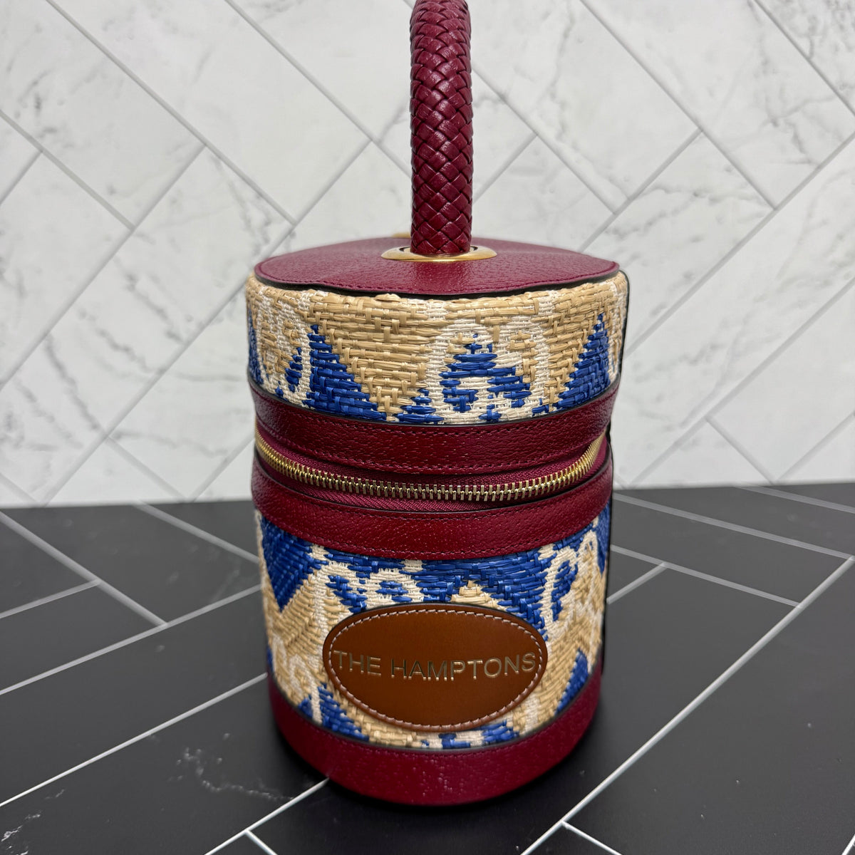 BRAND NEW- Gucci Jumbo GG Straw “The Hamptons” Top Handle Bag