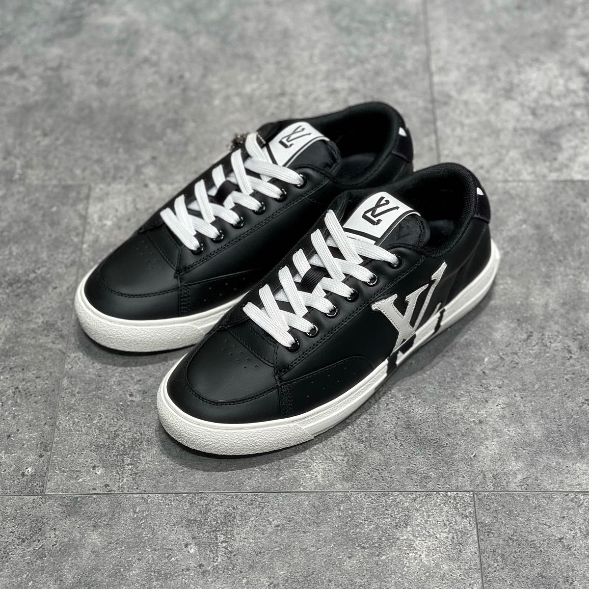 LOU TRAINERS