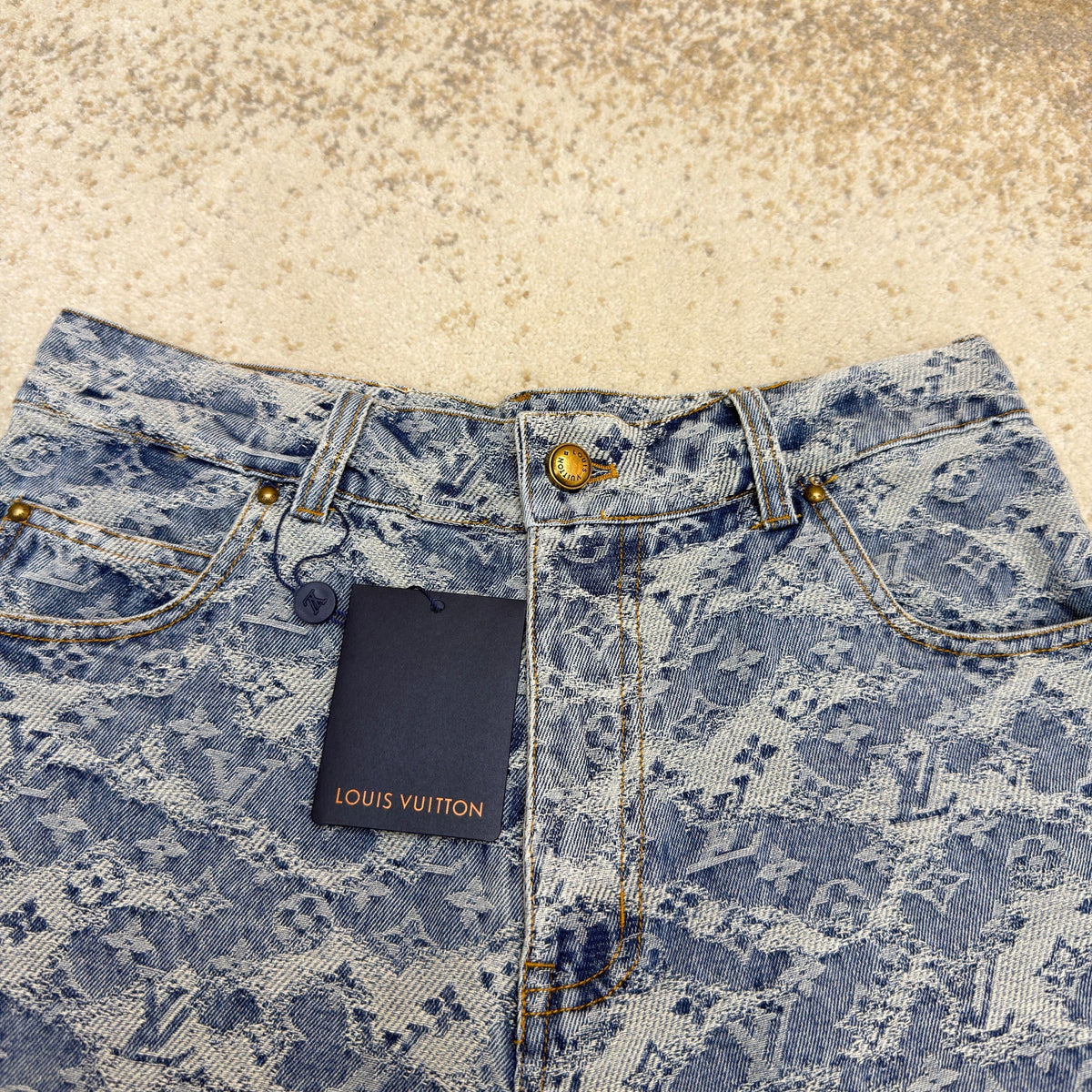 LOU DENIM SHORTS