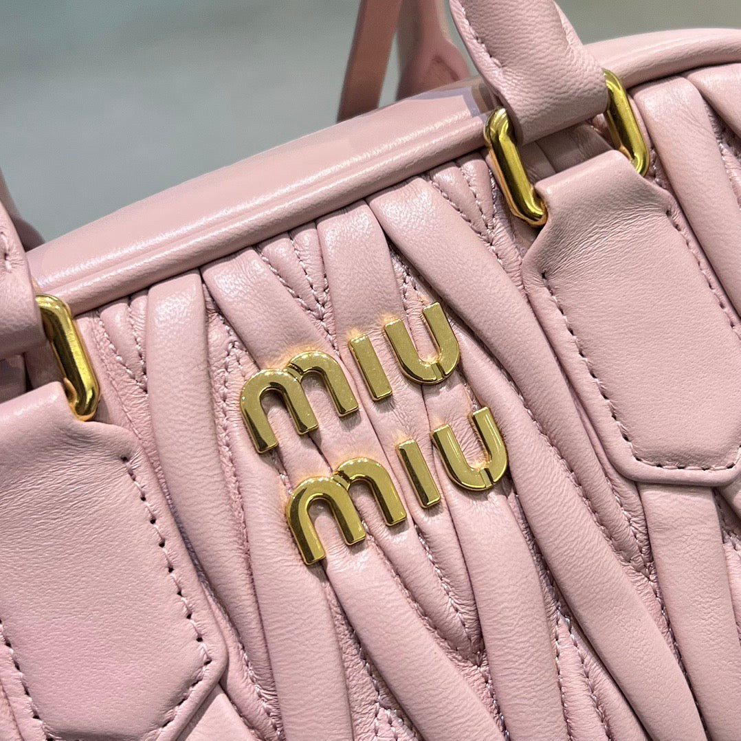 MIU M ARCADIE MATELASSE BAG