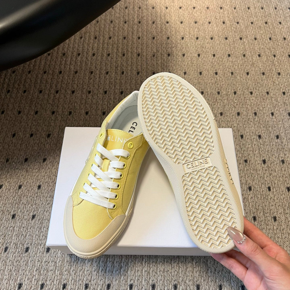 CEL SNEAKERS