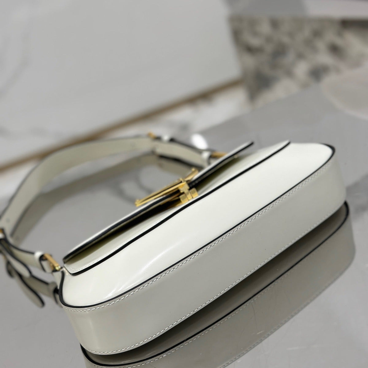 PD SHOULDER BAG