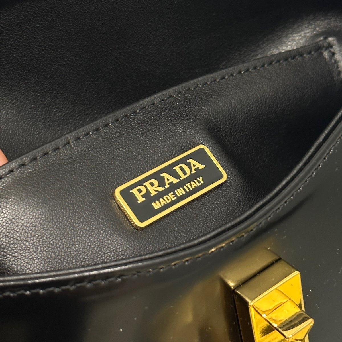 PD SHOULDER BAG