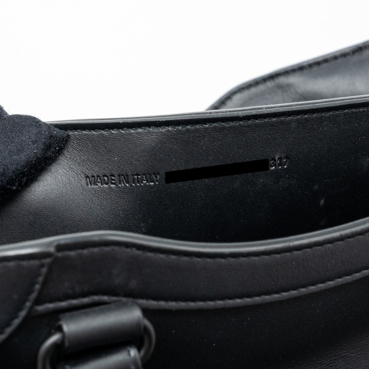 balenciaga Neo Classic Small Handbag Calfskin Black black/ruthenium hardware