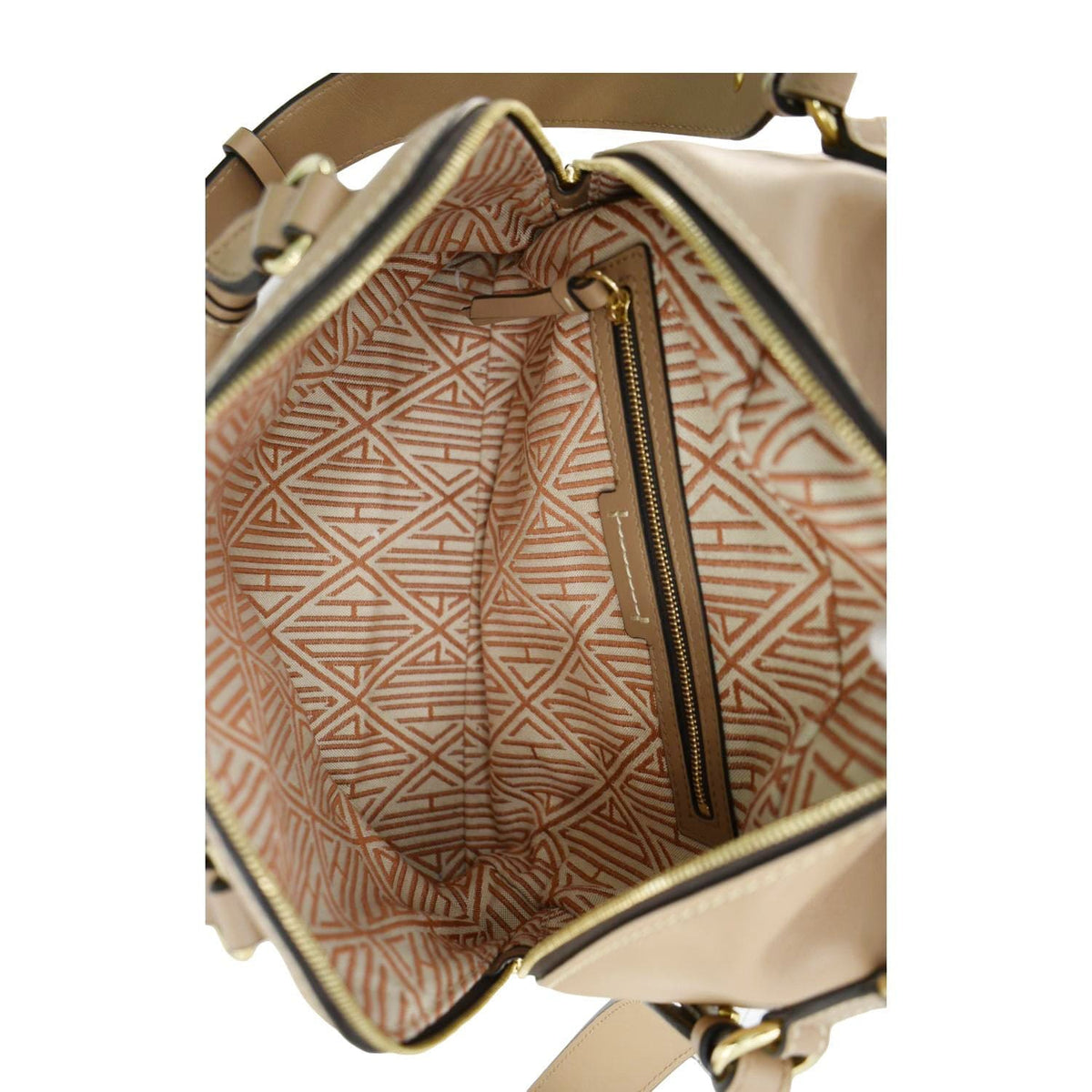Chloe Daria Medium Calfskin Leather Shoulder Bag Brown