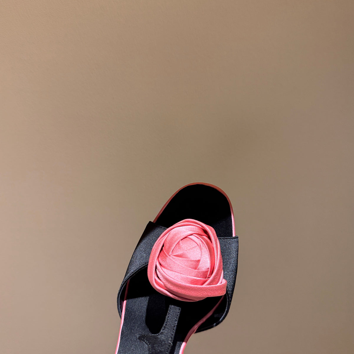 ROGER V HEELS