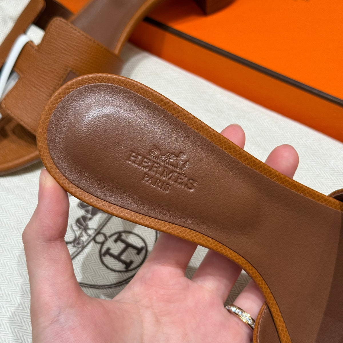 HERM OASIS SANDALS