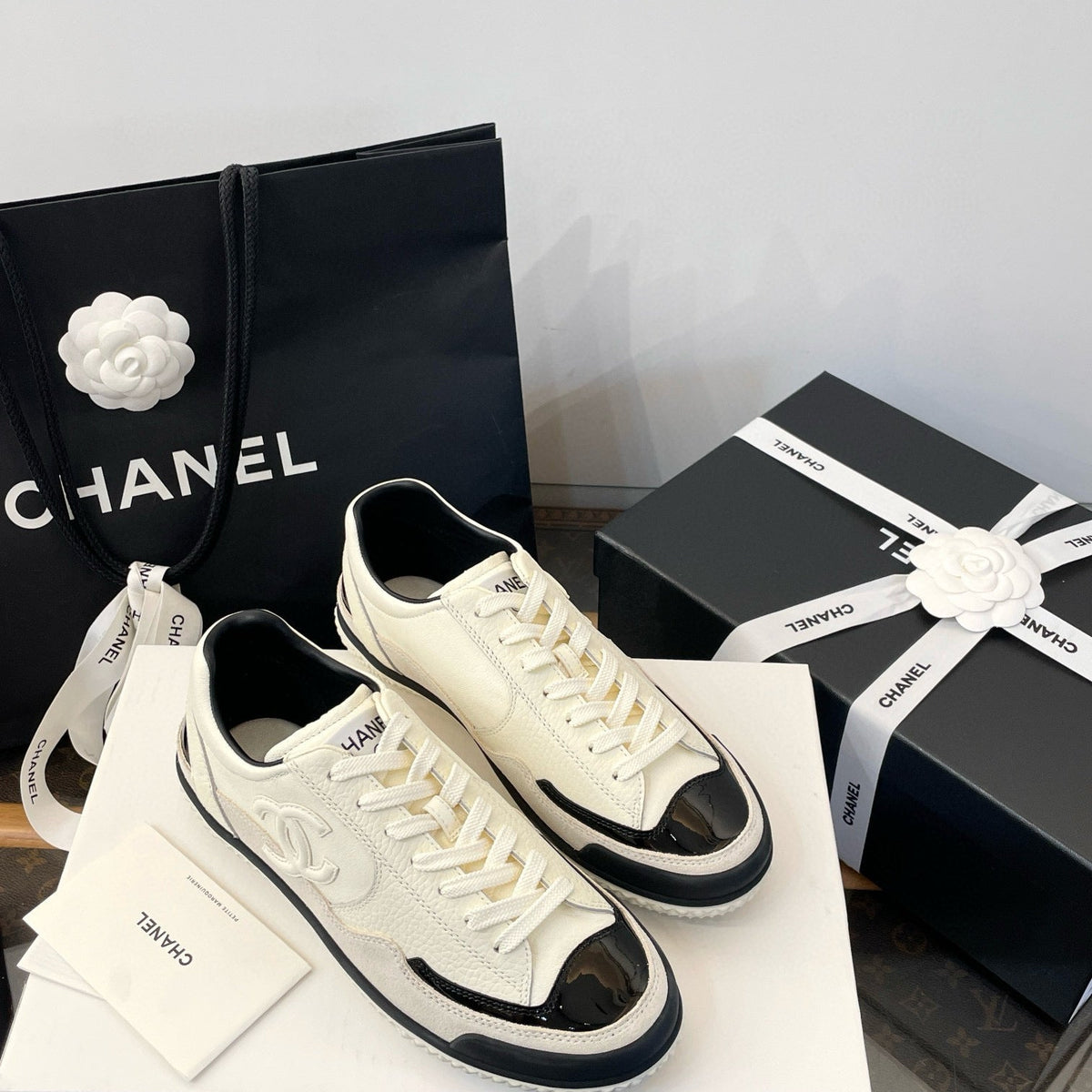 CC SNEAKER
