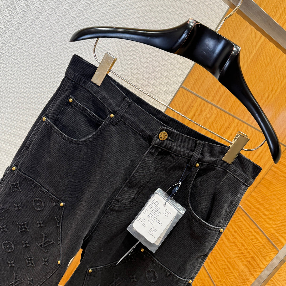 LOU JEANS