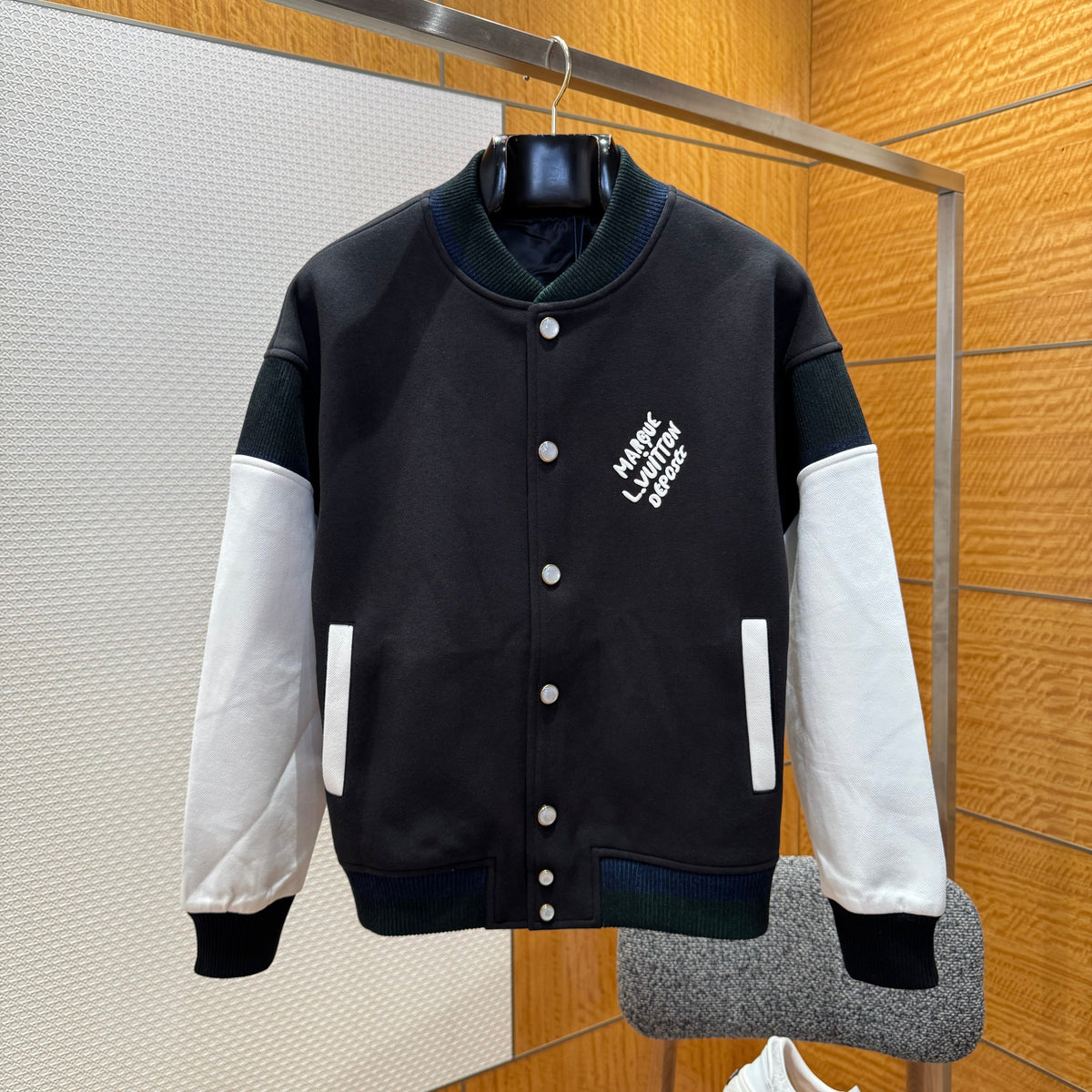 LOU JACKET