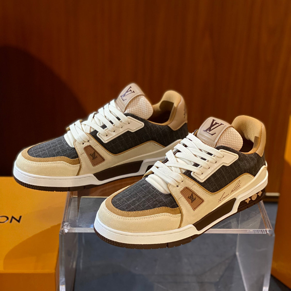 LOU TRAINERS