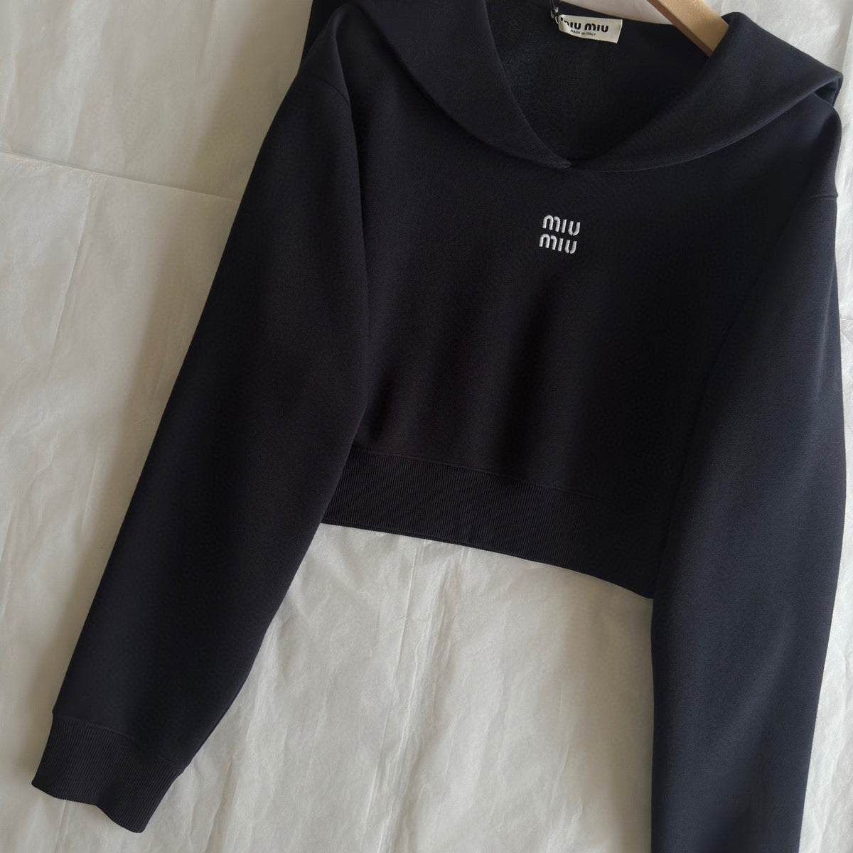MIU M SWEATSHIRT