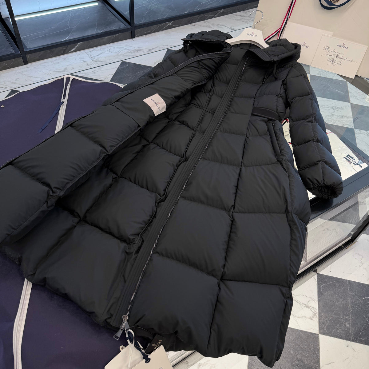 MONC FAUCON COAT