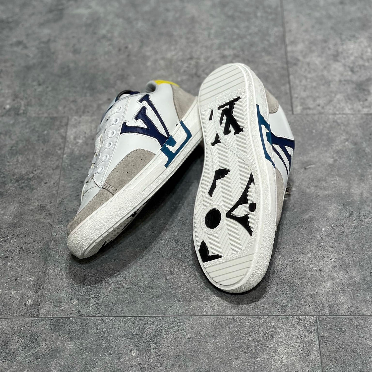 LOU TRAINERS