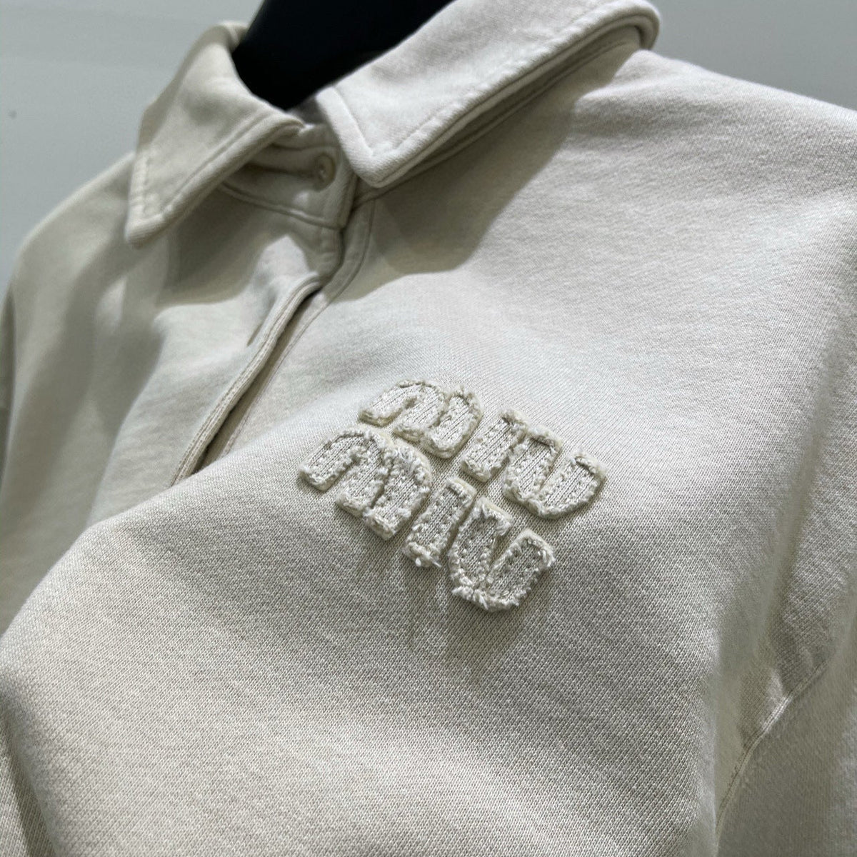 MIU M SWEATSHIRT