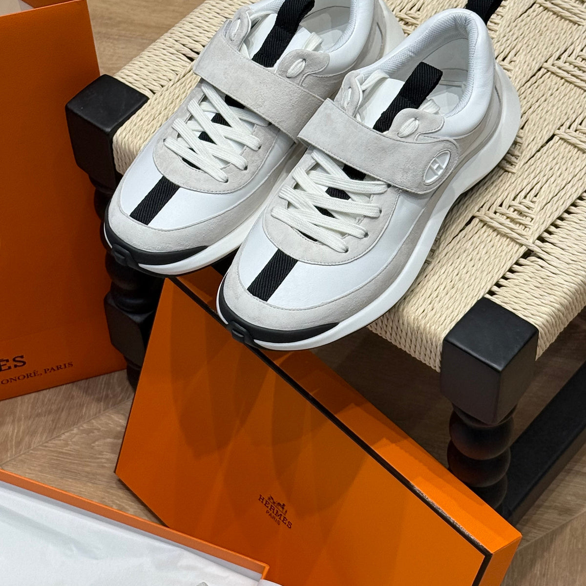 HERM LOOP SNEAKER