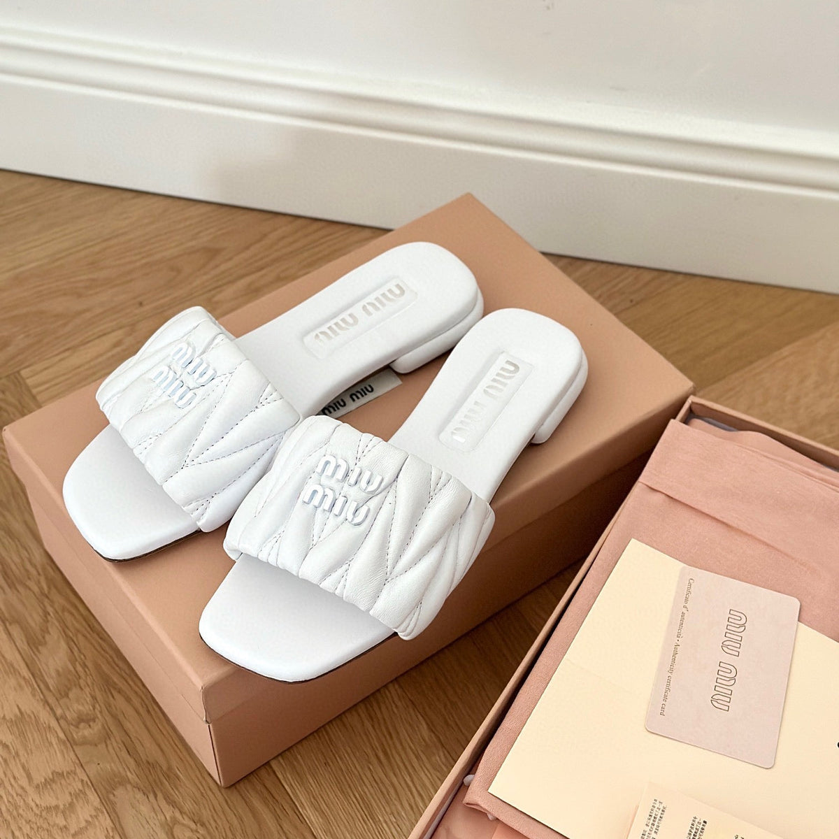 MIU M SANDALS