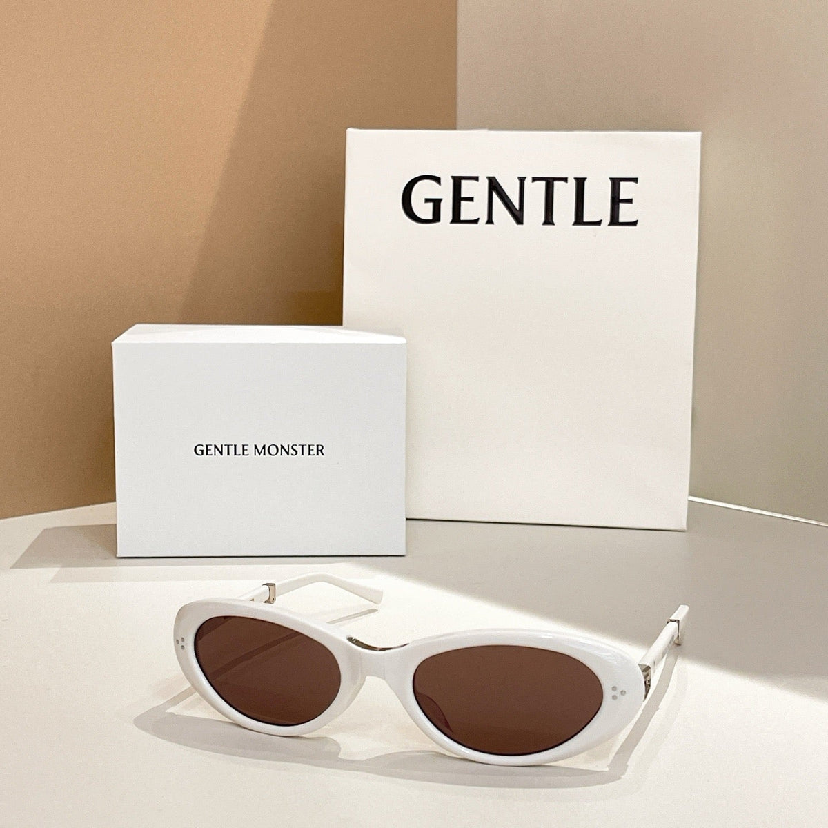 GENTLE M SUNGLASSES