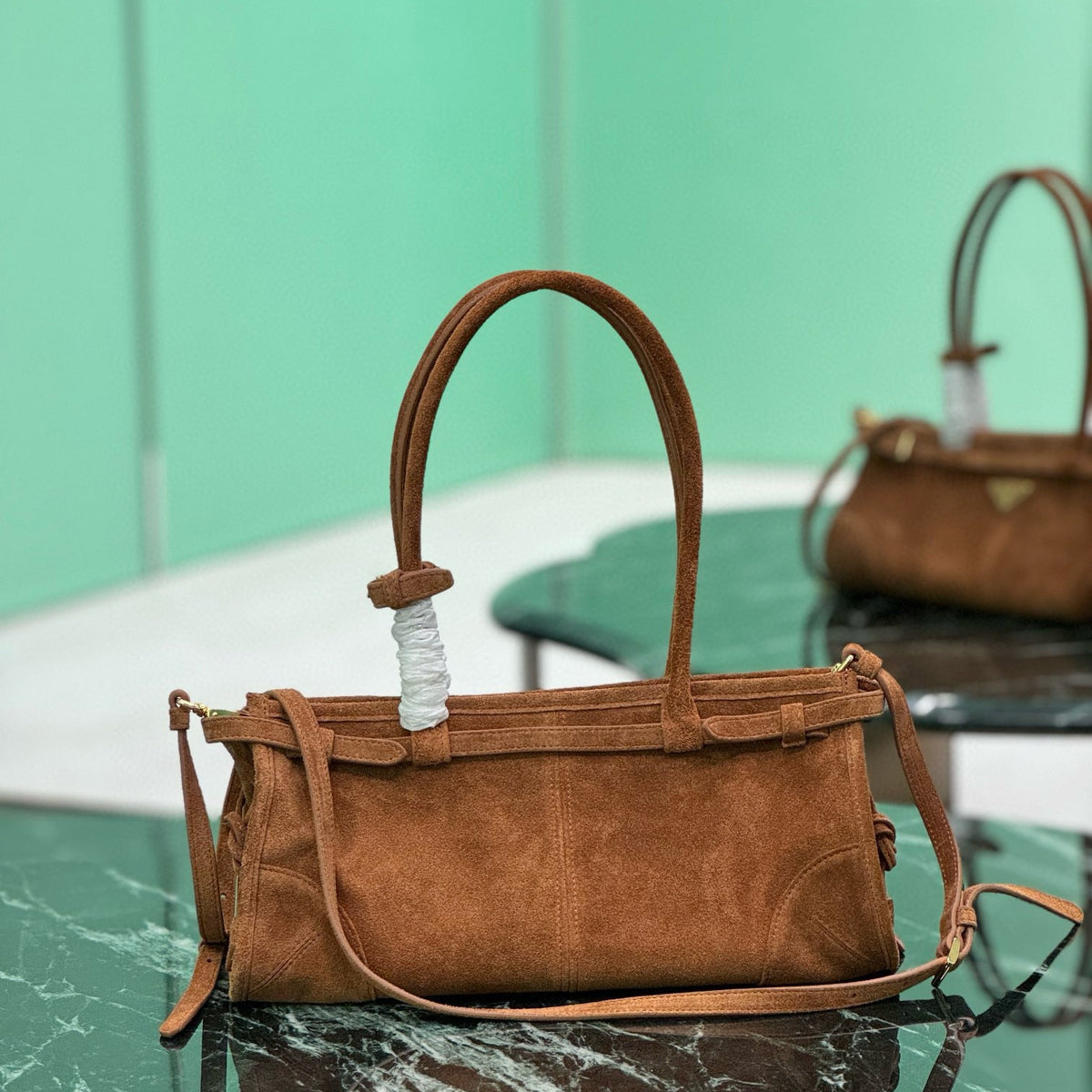 PD MEDIUM LEATHER HANDBAG