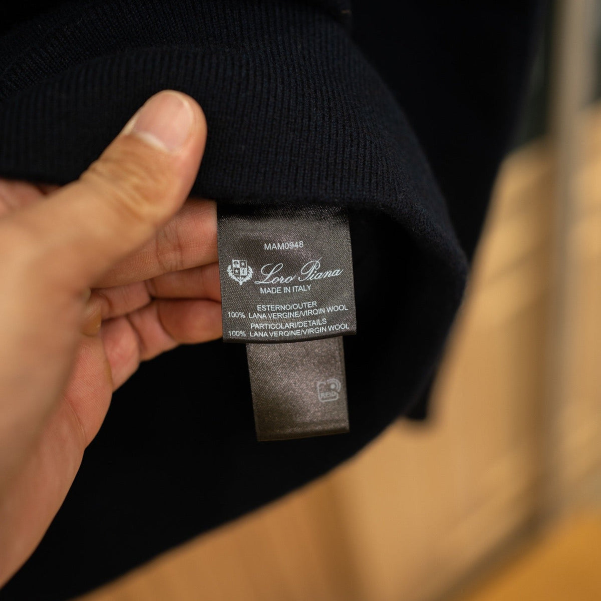 LORO P MERINO WOOL ZIP HOODIE