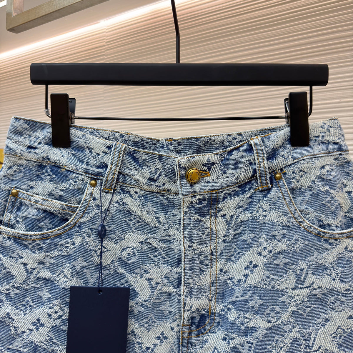 LOU DENIM SHORTS