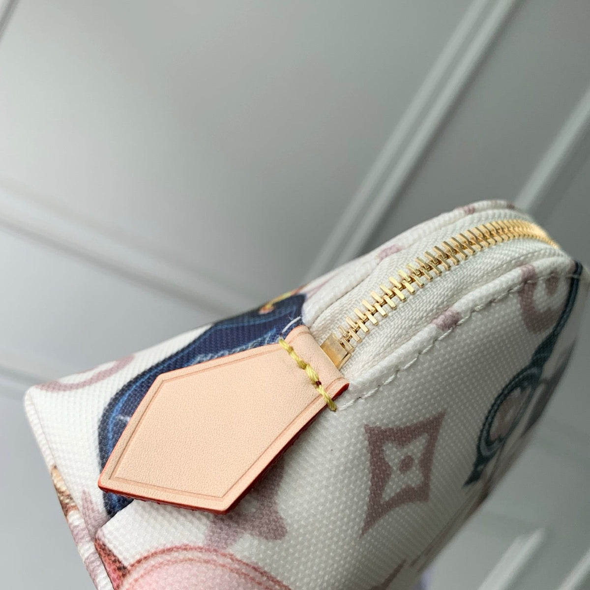 LOU POCHETTE COSMETIQUE PM POUCH